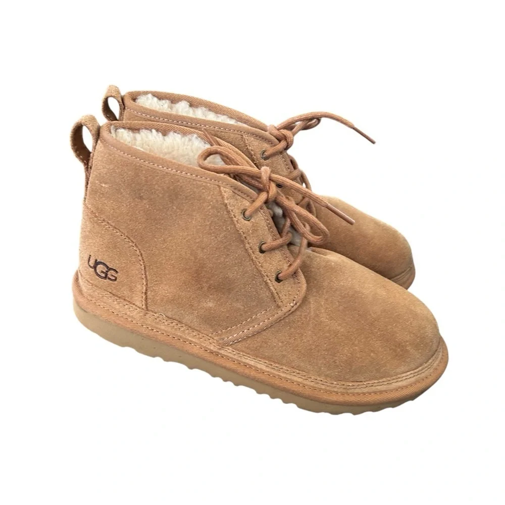 UGG‎ 8 neumel boot suede lace up shearling lined sneaker chukka bootie casual